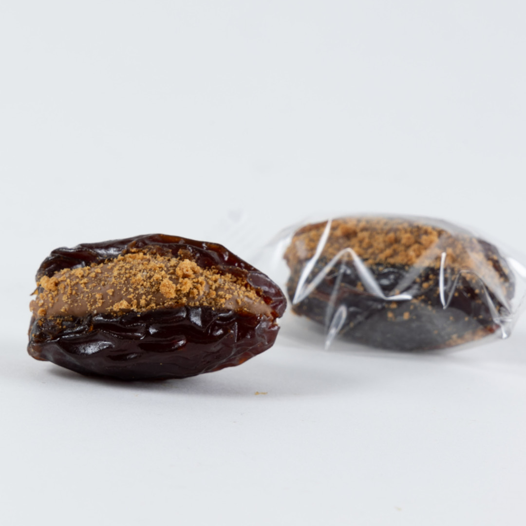 Wrapped-Medjool-Lotus-1.jpg Medjool Lotus Cream -Wrapped - الصورة 1