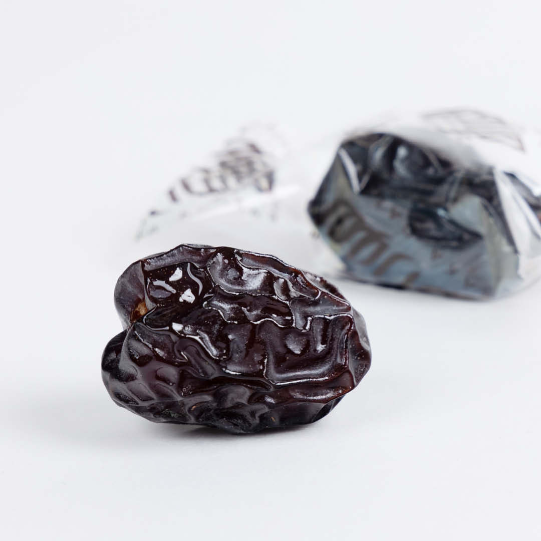 Wrapped-dry-dates-1.jpg Ajwa Mumtaz Madina Wrapped - الصورة 1