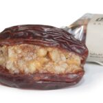 مدجول بالمكسرات المبهرة مغلف